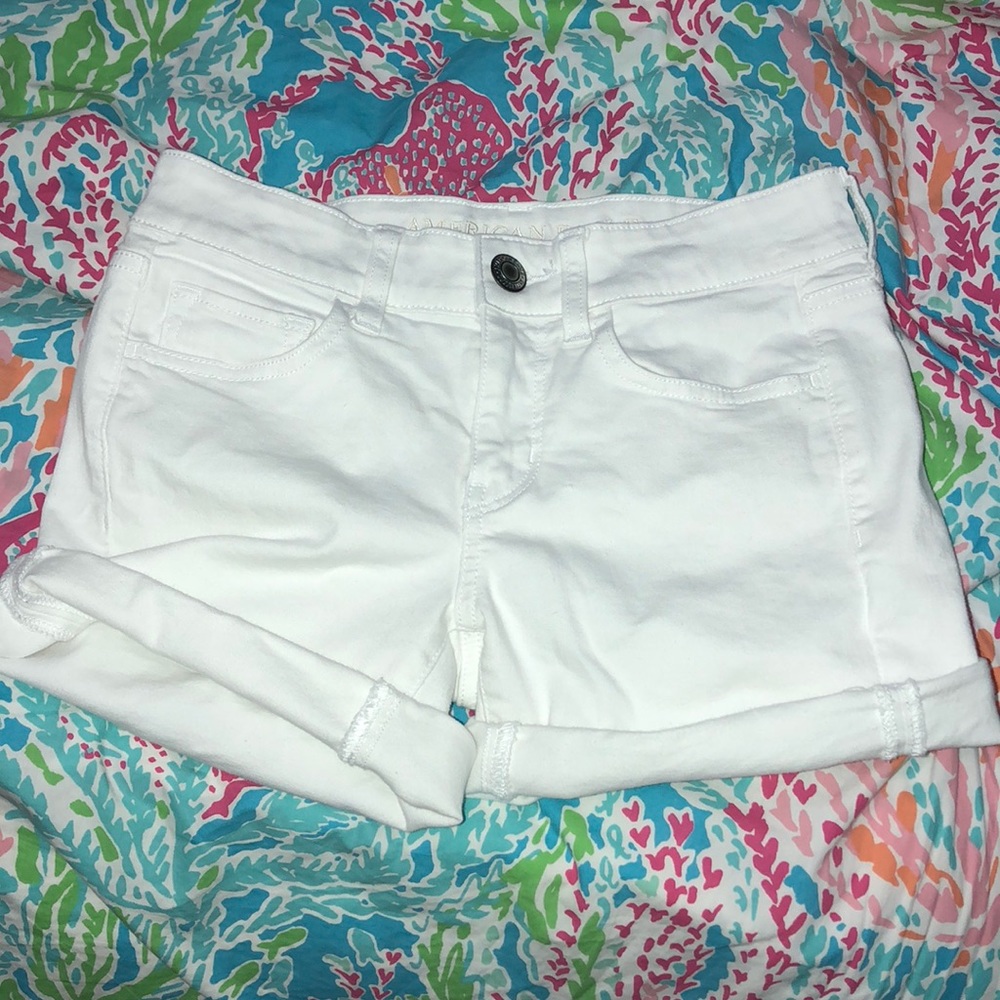 White American Eagle Jean shorts